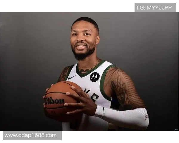 达米安利拉德的传奇之路:从新秀到NBA超级巨星的蜕变故事 达米安利拉德的传奇之路:从新秀到NBA超级巨星的蜕变故事