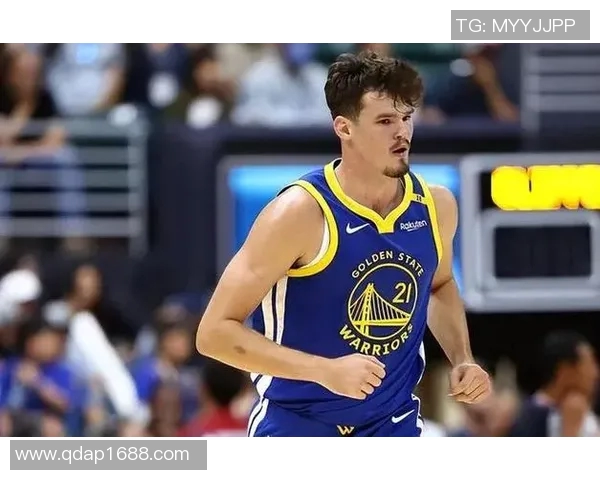 勇士与公牛激战正酣最终结果揭晓引发球迷热议 勇士与公牛激战正酣最终结果揭晓引发球迷热议