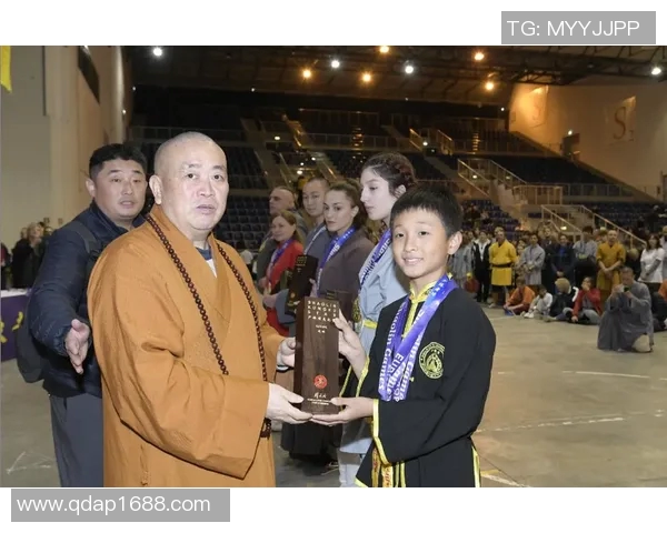 释永信传授传统功夫技巧视频揭秘武术之美与内涵 释永信传授传统功夫技巧视频揭秘武术之美与内涵